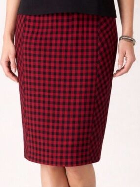 Red and black check pencil skirt